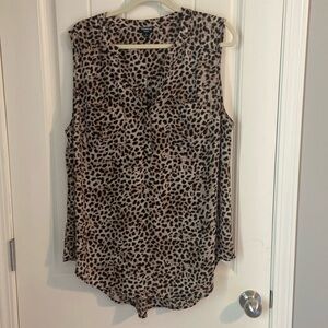 Torrid SZ 2 Hi-Lo Sleeveless Leopard Print Blouse - NWOT!